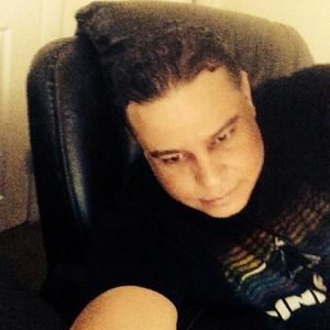 Meet your Posher, Juan gerardo